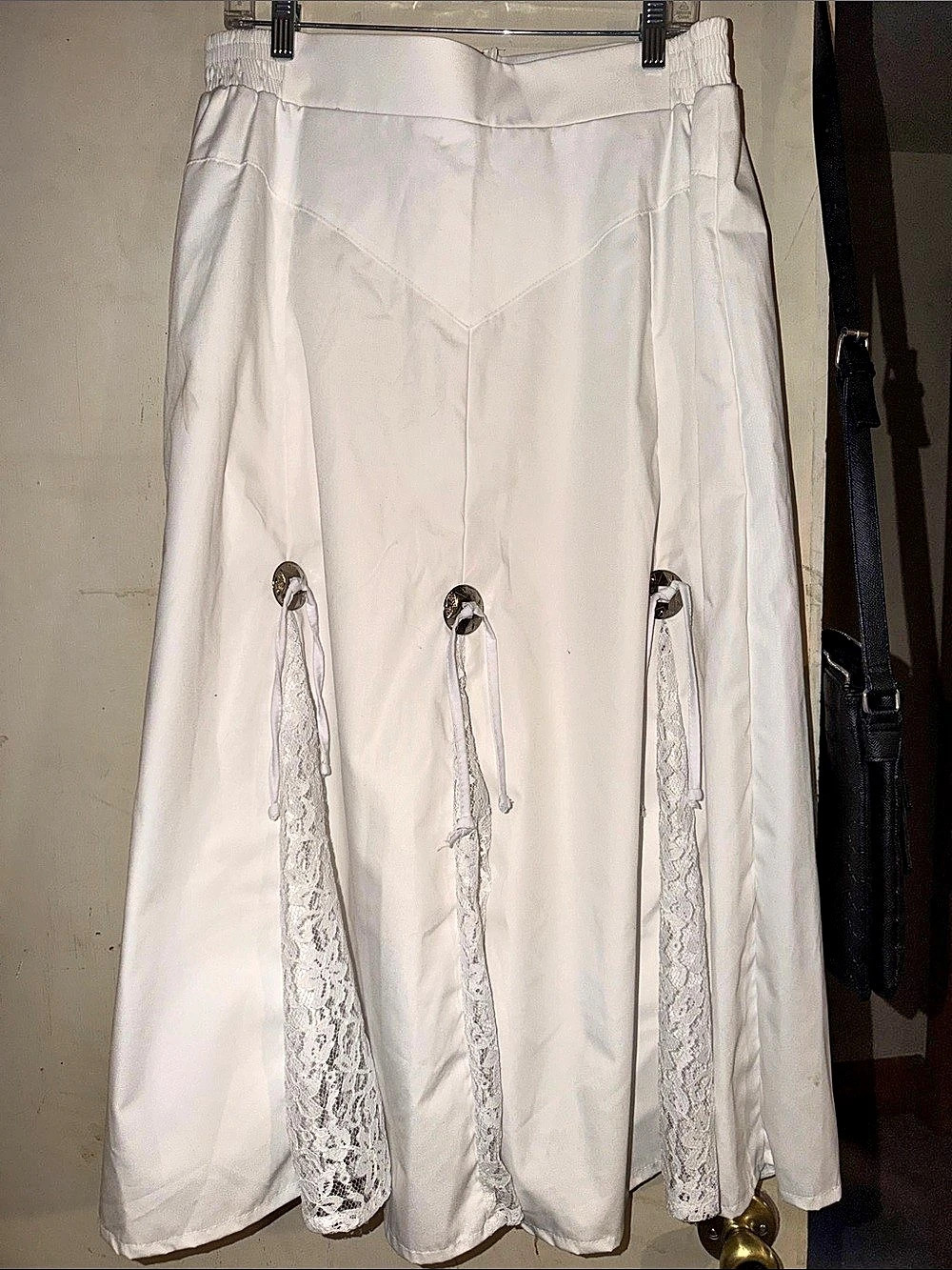 White Lace Detail Maxi Skirt Size XXL Like New